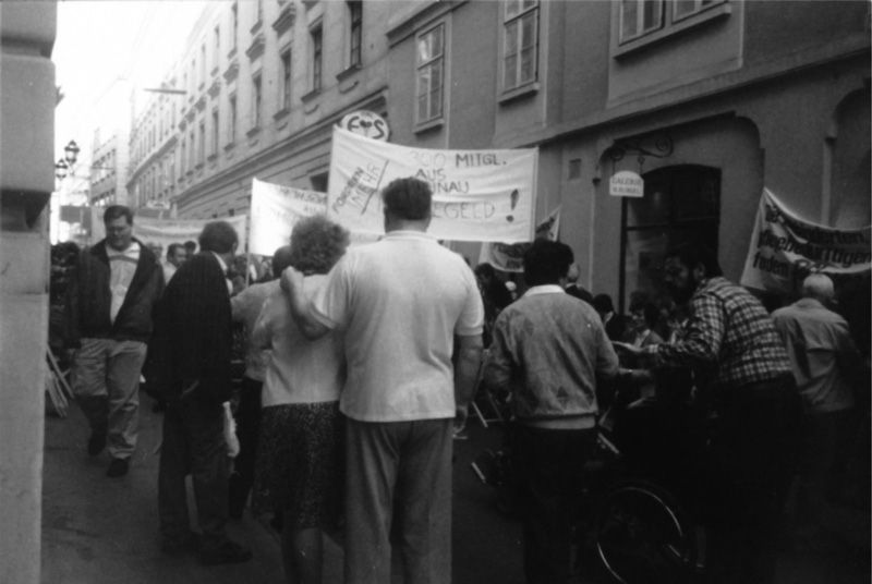 Betroffene fordern ihre Rechte ein